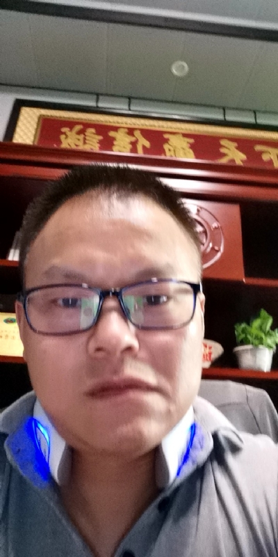 模具工匠的第一张照片--宜兴蓝颜知己交友网